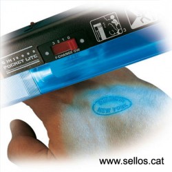 Tinta Coloris LUMINOSA LT, de secado lento, invisible a plena luz, pero fluorescente bajo luz ultravioleta